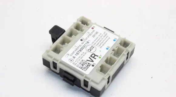 Mercedes-Benz EQC Door control unit/module A1679003118