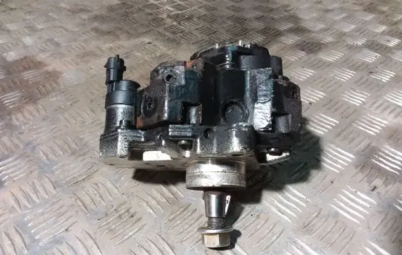 Chrysler Voyager Fuel injection high pressure pump 