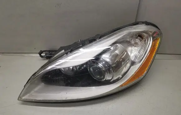 Volvo XC60 Headlight/headlamp 31395472 89907443