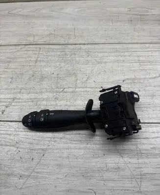 Audi A3 S3 A3 Sportback 8P Wiper control stalk 8P0953519A 01203610 20361043435364