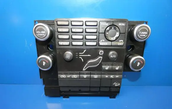 Volvo XC60 Climate control unit 30782903 09W17E04 SN60048421