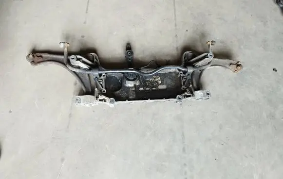 Volkswagen Tiguan Front subframe 3c0199369h