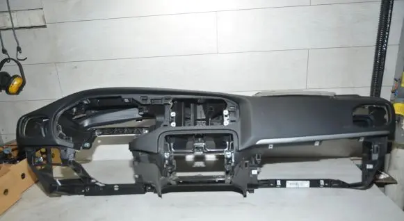 Volvo V40 Dashboard 31363617 31393617