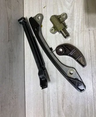 Renault Arkana Timing belt/chain tensioner 