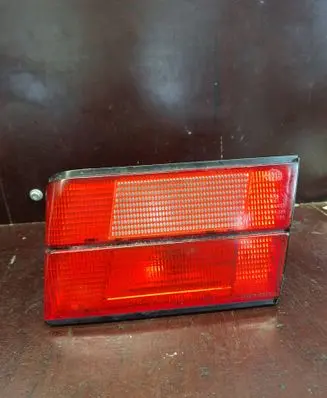 BMW 5 E34 Tailgate rear/tail lights 8769R23 TR22D0T