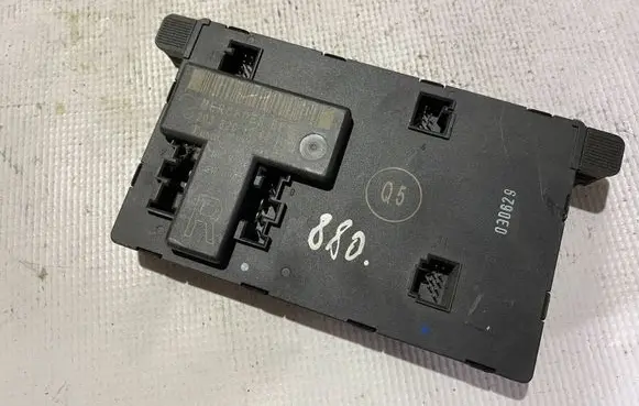 Mercedes-Benz C W203 Door control unit/module a2038201285 2038201285