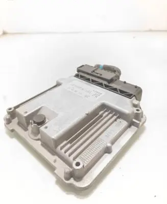Volkswagen Golf Plus Engine control unit/module 03C906056AB 1039S08686 0261S02117