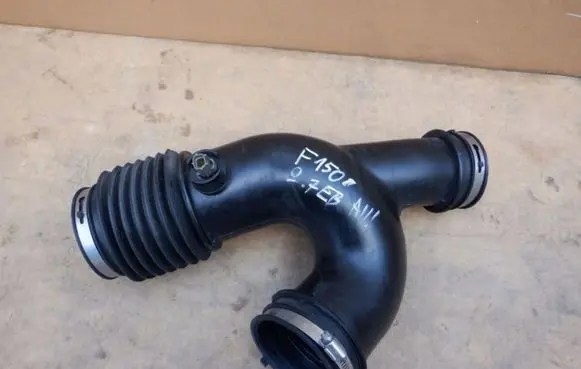 Ford F150 Air intake hose/pipe FL349R504AB
