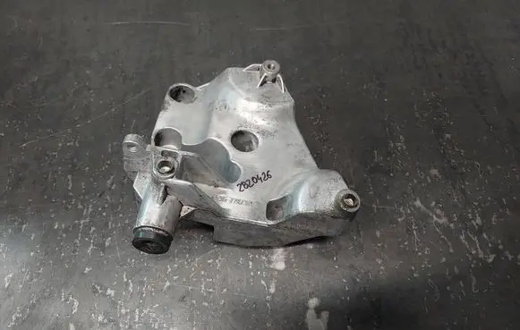 BMW 3 E46 A/C compressor mount bracket 7787319 64557787319
