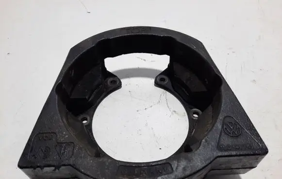 Volkswagen Touareg I Other engine bay part 7L0141781