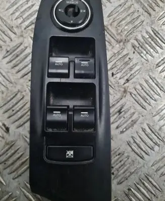 Hyundai i40 Electric window control switch 935703Z0504X