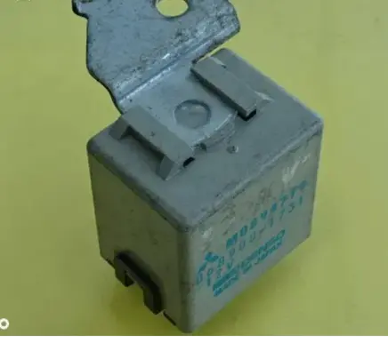 Mitsubishi Colt Other relay MB894719 068900-1731 0689001731