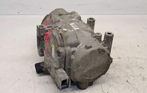 Toyota Prius+ (ZVW40) Air conditioning (A/C) compressor (pump) 0422000402