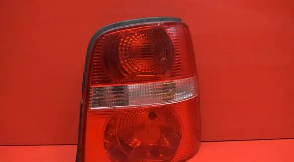 Volkswagen Touran I Rear/tail lights 1T0945096G