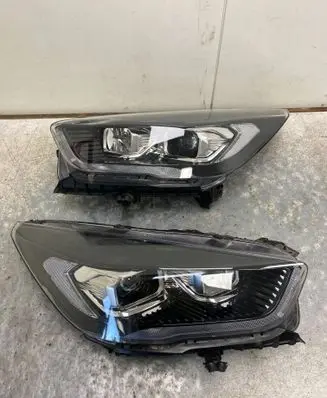 Ford Kuga II Headlights/headlamps set GV4113D154EG GV4113D155EG GV41-13D154-EG