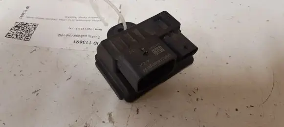 BMW 1 F20 F21 Glow plug pre-heat relay 857008702 0522120103