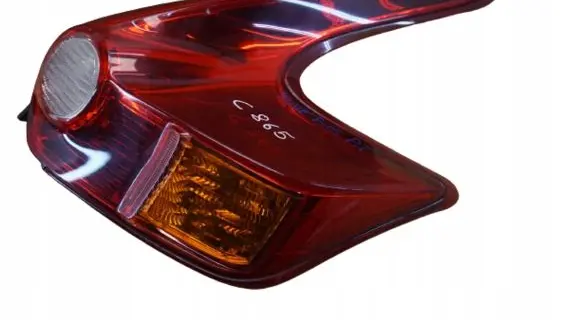 Nissan Juke I F15 Rear/tail lights