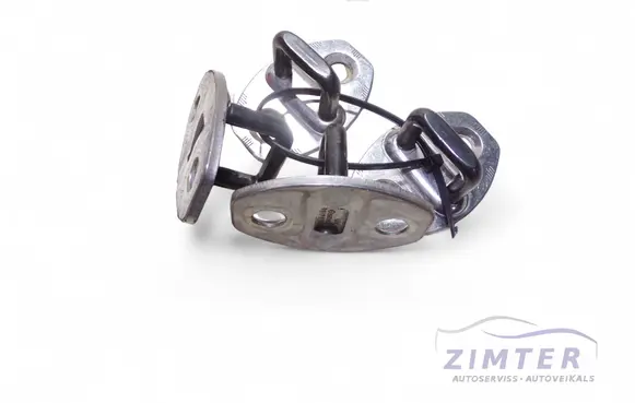 Volkswagen PASSAT B5.5 Front door lock loop/hook striker 3B0837033T