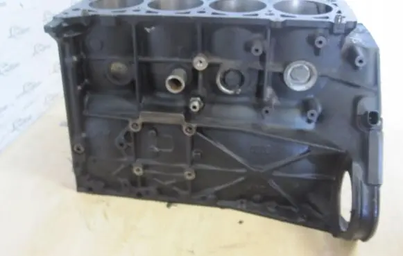 Mercedes-Benz C W203 Engine block 