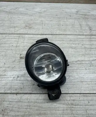 Nissan Primera Front fog light e2029065