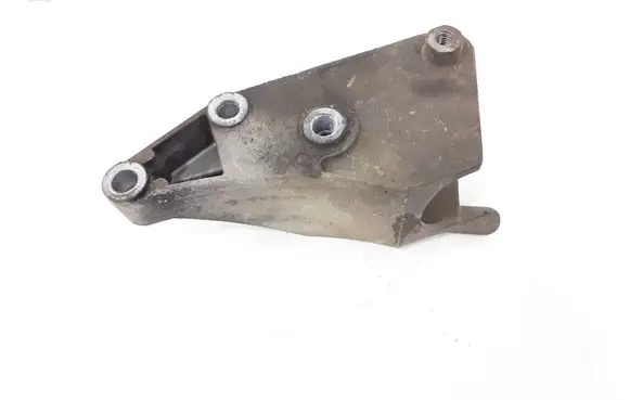 Opel Vectra C Engine mounting bracket