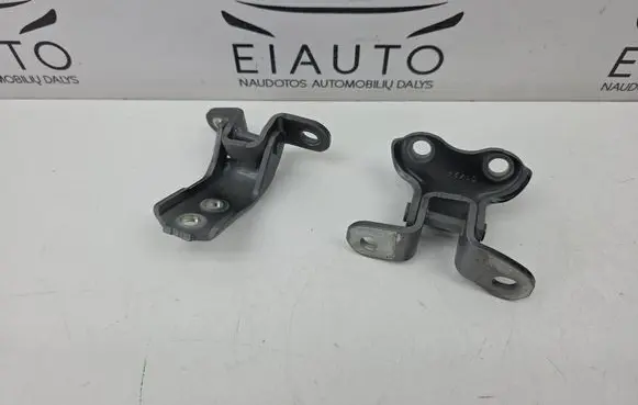 Toyota Yaris Cross Front door hinge set ES03