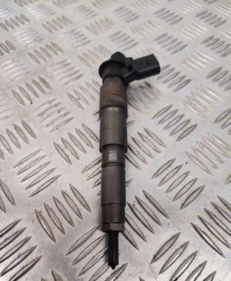 Fuel injector