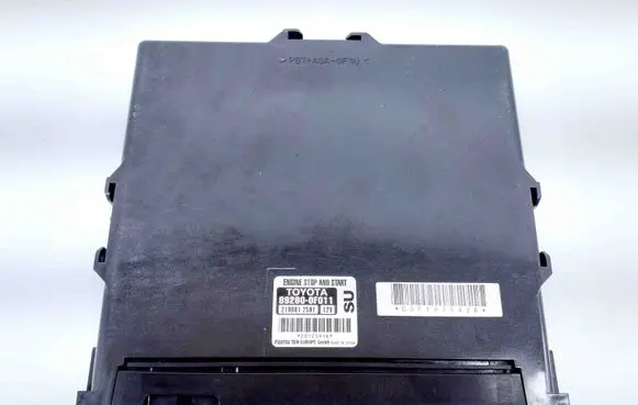 Toyota Verso-S Other devices 892600F011