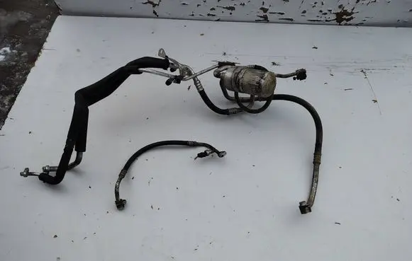 Opel Vivaro Air conditioning (A/C) pipe/hose 