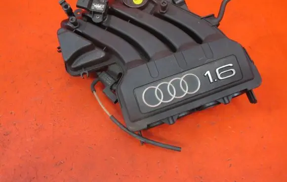 Audi A3 S3 8P Intake manifold 06A133203CT