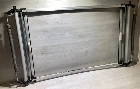 Ford B-MAX Sunroof frame 