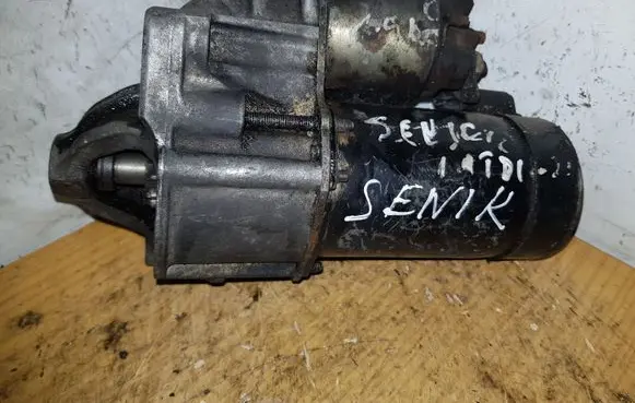 Renault Scenic I Starter motor D6RA104 113208
