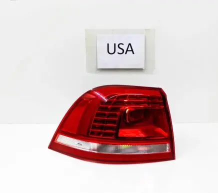 Volkswagen Touareg II Rear/tail lights 7P6945207A