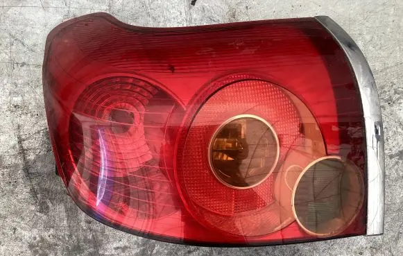 Toyota Avensis T250 Rear/tail lights RS1022801