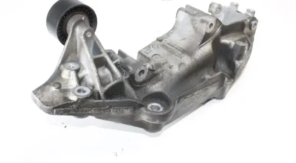 Nissan Qashqai Alternator belt tensioner 8200881264