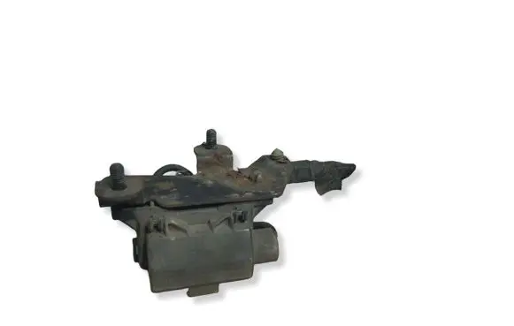 Volkswagen Golf III Glow plug pre-heat relay 191911261B