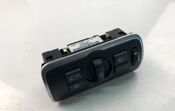 Volvo V60 Light switch 30739448