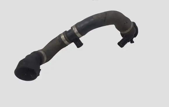 Volvo V60 Engine coolant pipe/hose
