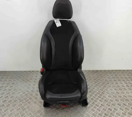 Alfa Romeo Stelvio Front driver seat 52086455