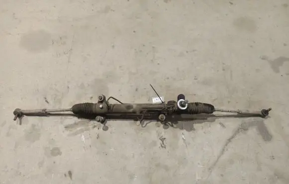 Toyota Corolla Verso AR10 Steering rack 