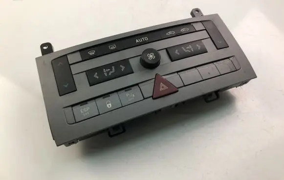 Citroen C5 Climate control unit 96573326YW