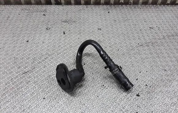 Volkswagen PASSAT B5.5 Vacuum line/pipe/hose 8D0611813A