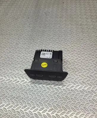 Volkswagen T-Cross USB socket connector 2G6035954