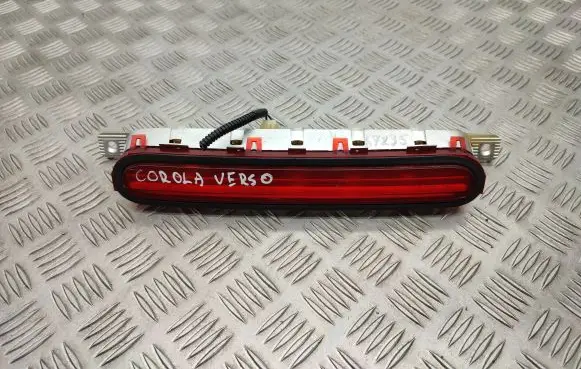 Toyota Corolla Verso AR10 Third/center stoplight 815700F010
