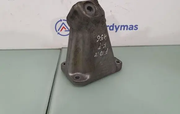 BMW 5 F10 F11 Engine mounting bracket 6777621 22116777621