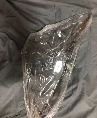 Lexus RX 300 Headlight lense 