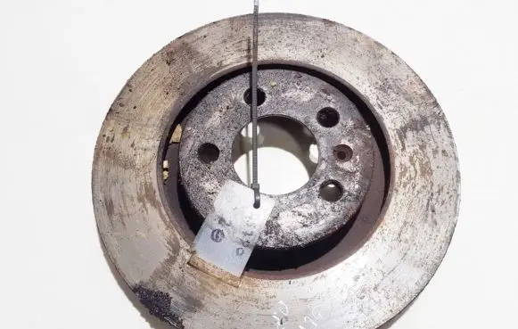Volkswagen Golf IV Front brake disc ventiliuojamas