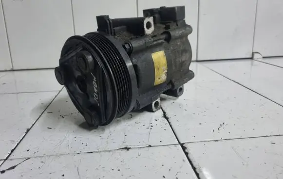 Ford Mondeo Mk III Air conditioning (A/C) compressor (pump) 1S7H19D629EA CATH510108 02004836843