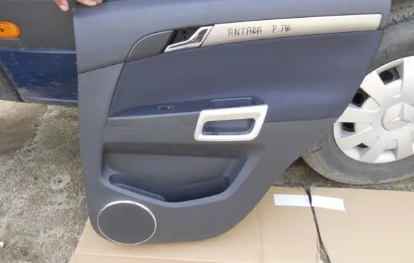 Opel Antara Rear door card panel trim