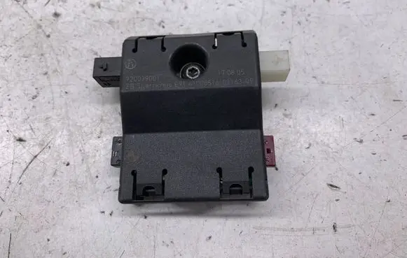 BMW 3 E90 E91 Antenna control unit 920039001 10819610 6934648